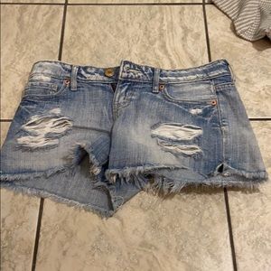 Low rise Aeropostale jean shorts